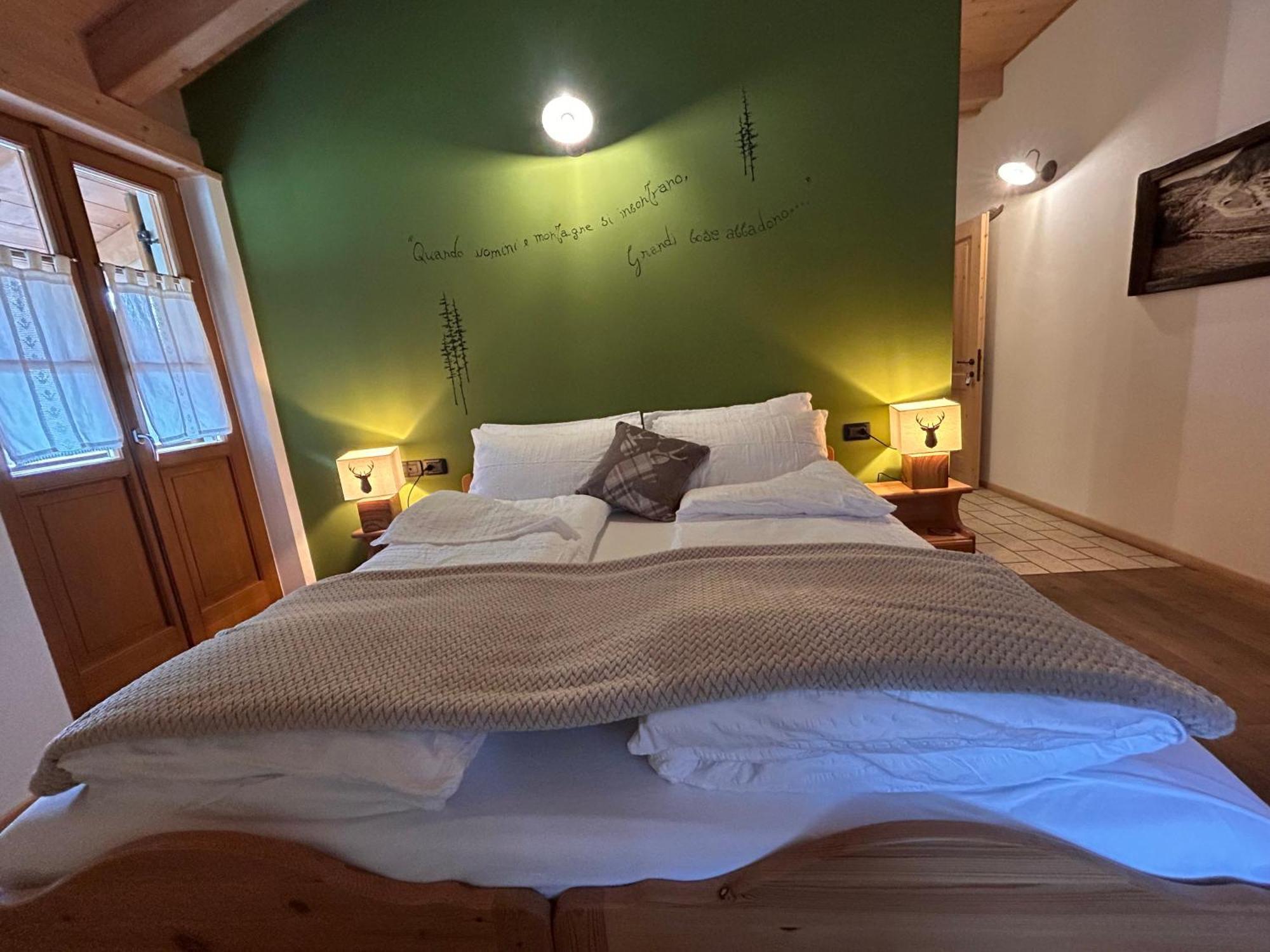 צ'מברה Agriturismo Valfraja מראה חיצוני תמונה