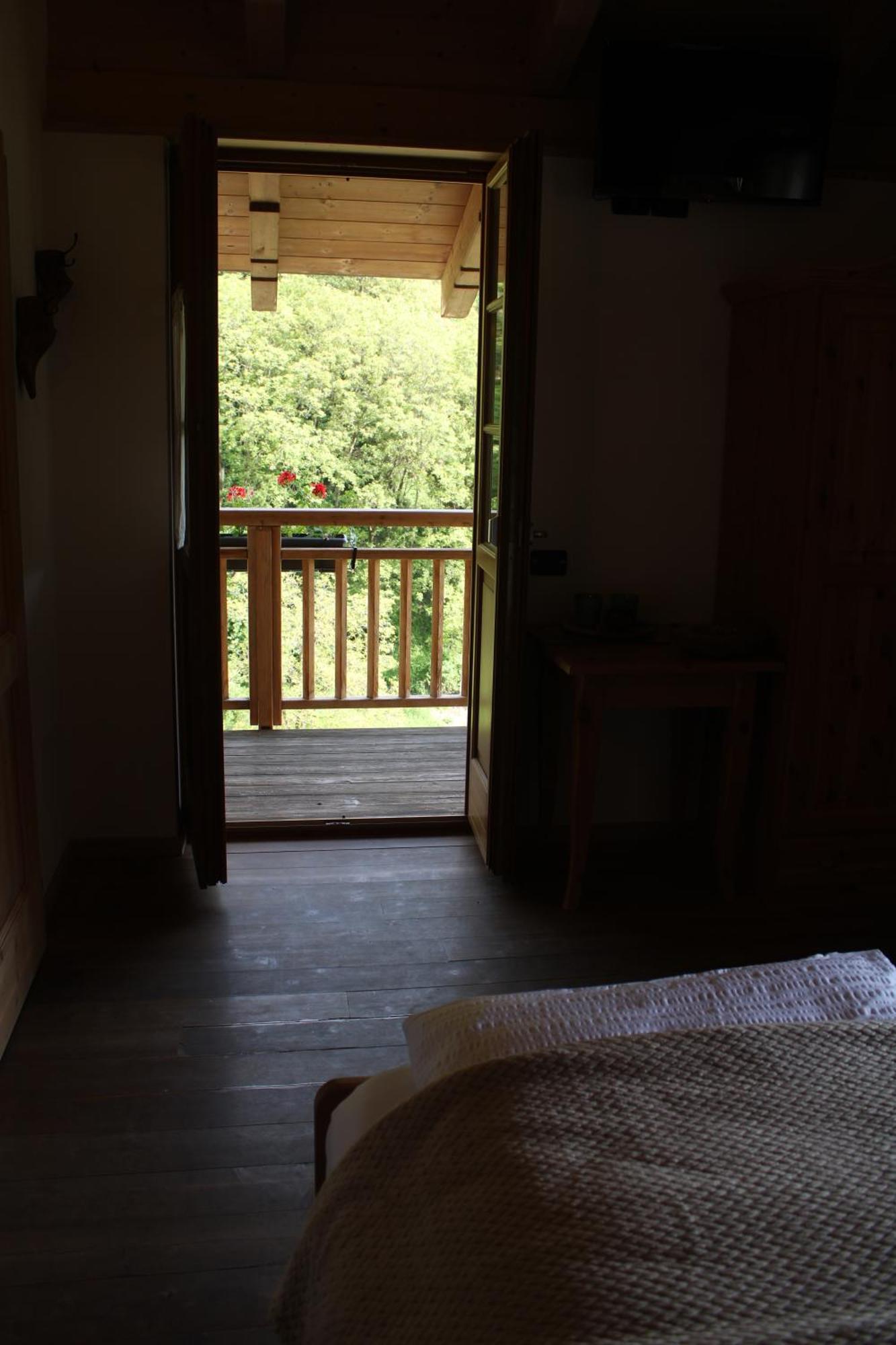 צ'מברה Agriturismo Valfraja מראה חיצוני תמונה