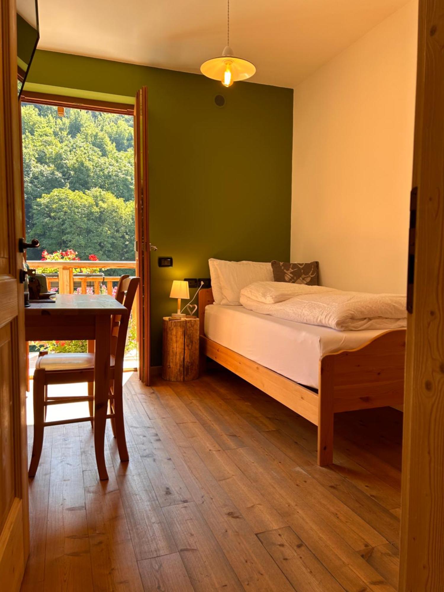 צ'מברה Agriturismo Valfraja מראה חיצוני תמונה