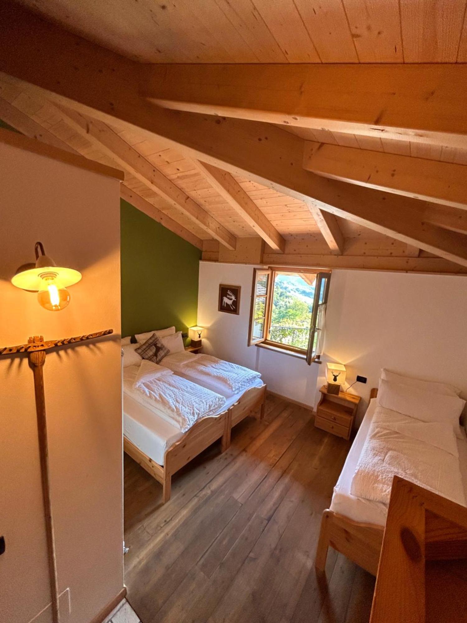 צ'מברה Agriturismo Valfraja מראה חיצוני תמונה