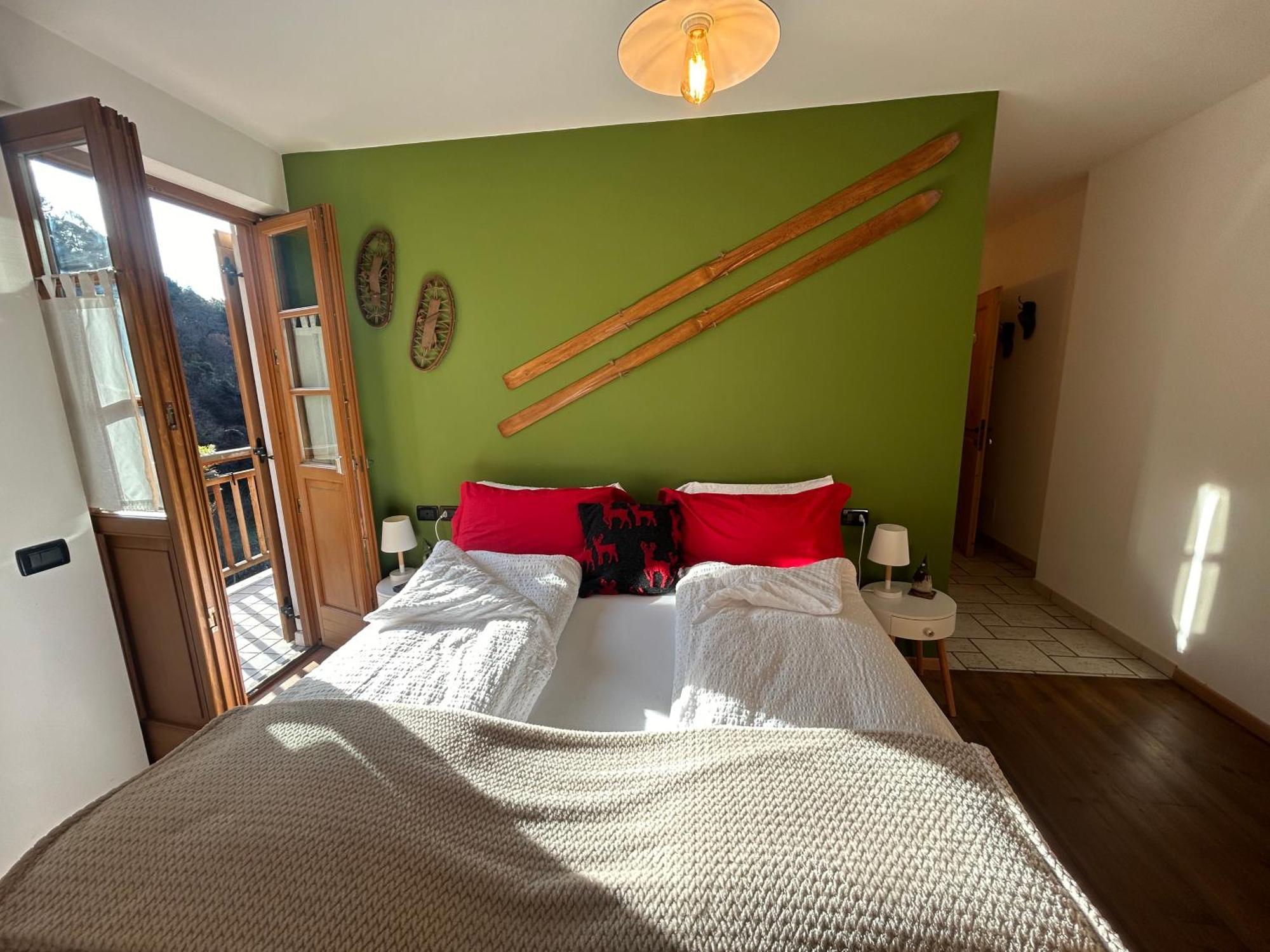 צ'מברה Agriturismo Valfraja מראה חיצוני תמונה