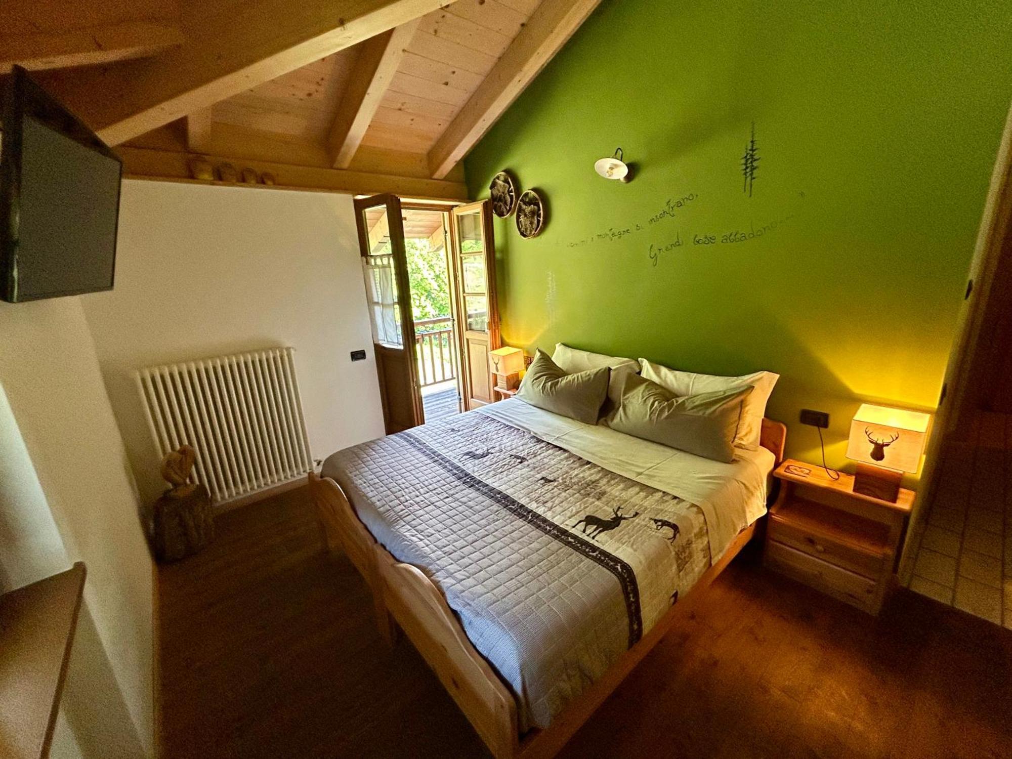 צ'מברה Agriturismo Valfraja מראה חיצוני תמונה